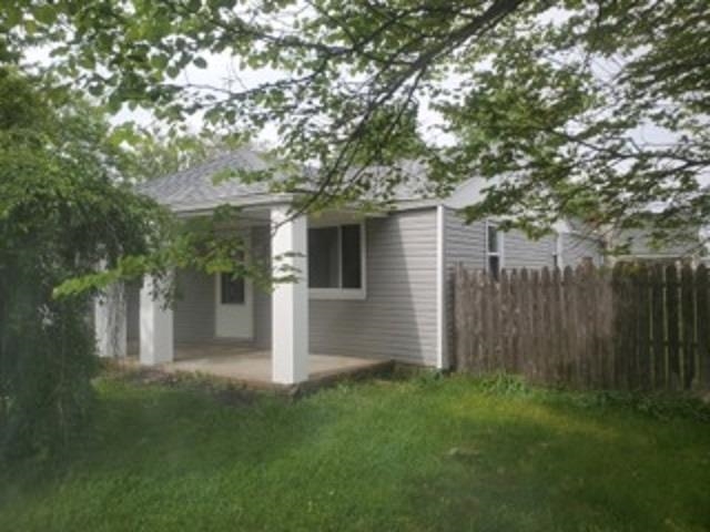 1711 South Hemlock Road Muncie, IN 47302 - Photo 2 of 16 Gallery Image 2