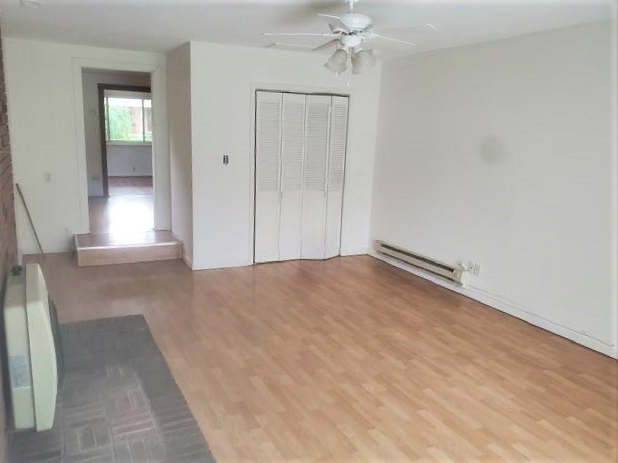 1711 South Hemlock Road Muncie, IN 47302 - Photo 5 of 16 Gallery Image 5