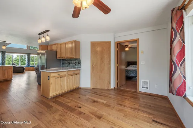 $799,000 | 9067 West Coeur D'Alene Drive, Spirit Lake, ID 83869