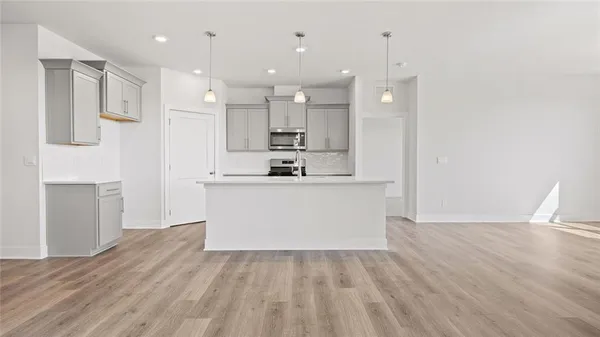 $489,990 | 20754 West 188th Terrace, Spring Hill, KS 66083