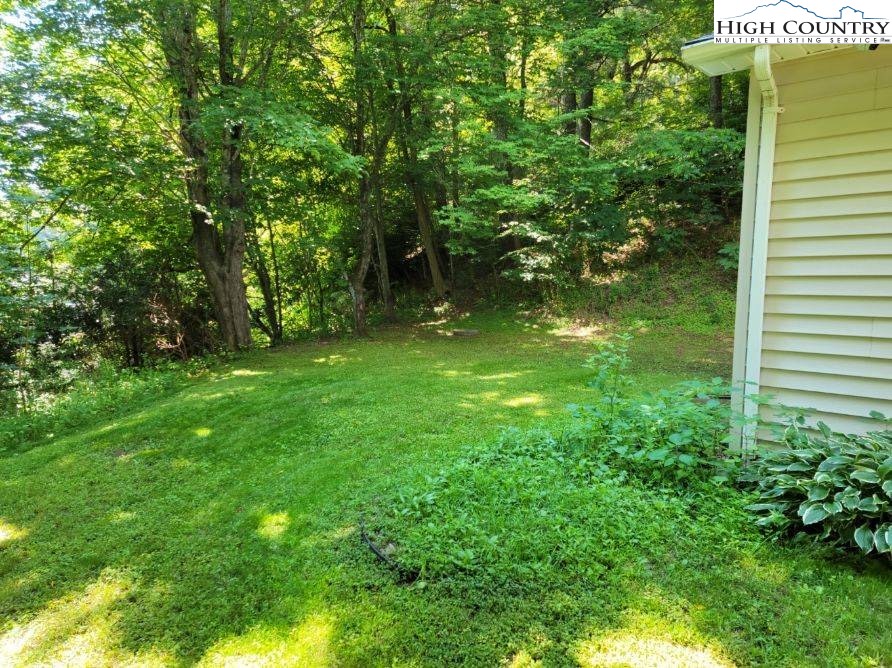 208 North Hampton Road Boone, NC 28607 - Photo 3 of 16 Gallery Image 3