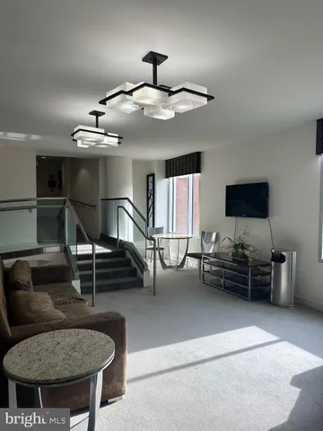 $3,500 | 157 Fleet Street, Unit 916, Oxon Hill, MD 20745