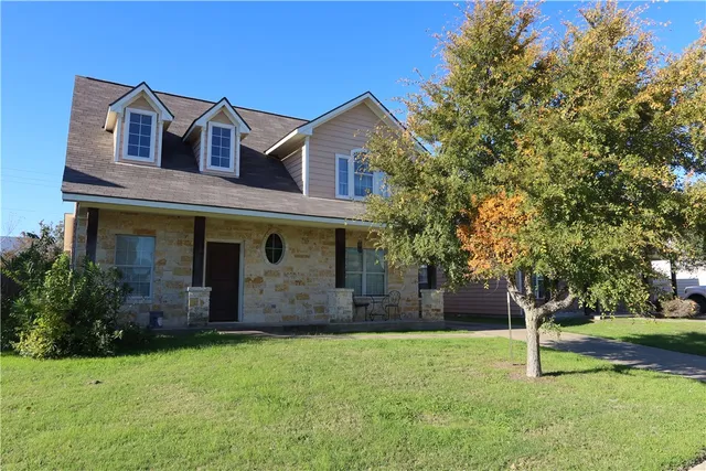 $2,675 | 6916 Appomattox Drive, College Station, TX 77845