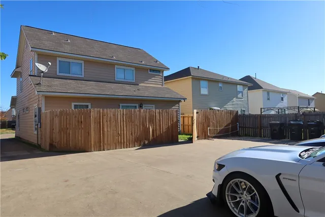 $2,675 | 6916 Appomattox Drive, College Station, TX 77845