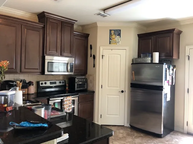 $2,675 | 6916 Appomattox Drive, College Station, TX 77845