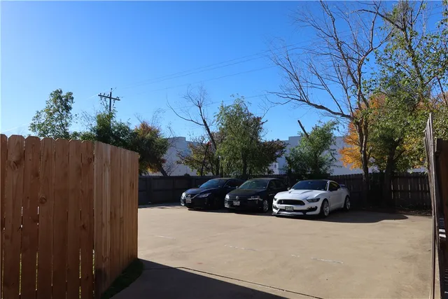 $2,675 | 6916 Appomattox Drive, College Station, TX 77845