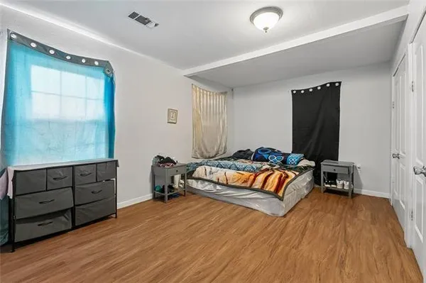 $200,000 | 507 Warrington Drive, New Orleans, LA 70122