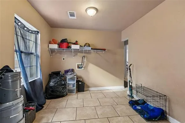 $200,000 | 507 Warrington Drive, New Orleans, LA 70122