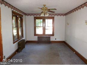 306 Paine Street Riverside, NJ 08075 - Photo 7 of 12