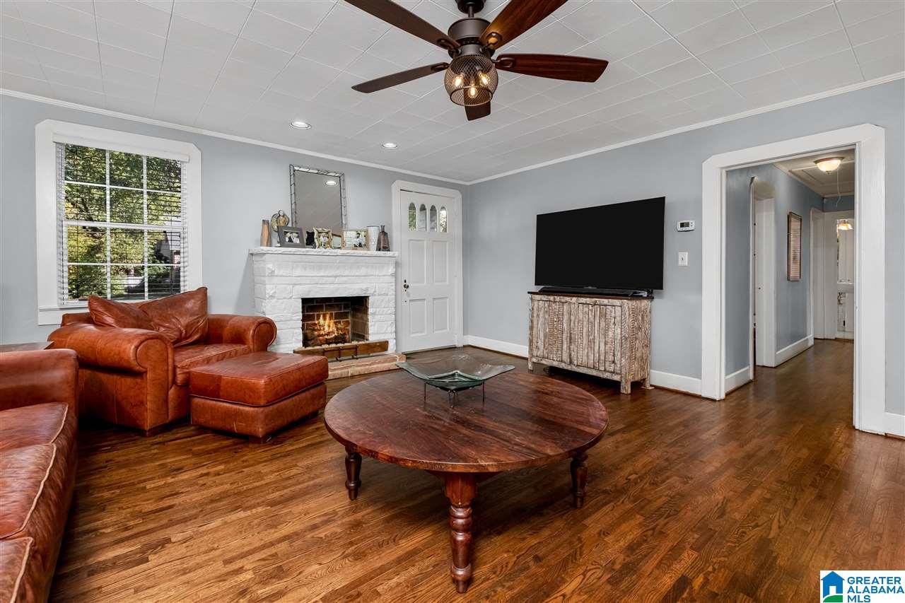 2411 Dolly Ridge Road Birmingham, AL 35243 - Photo 4 of 30 Gallery Image 4