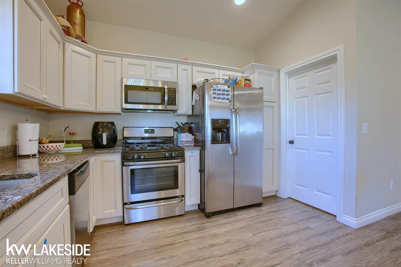 9560 Amy Road Algonac, MI 48001 - Photo 7 of 20 50061331-6.JPG