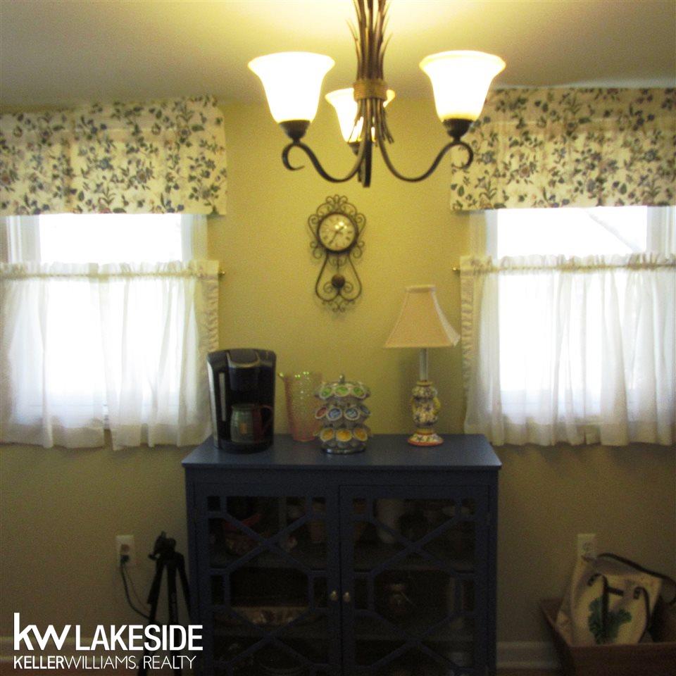 147 Benjamin Street Romeo, MI 48065 - Photo 9 of 21 31378861-8.JPG