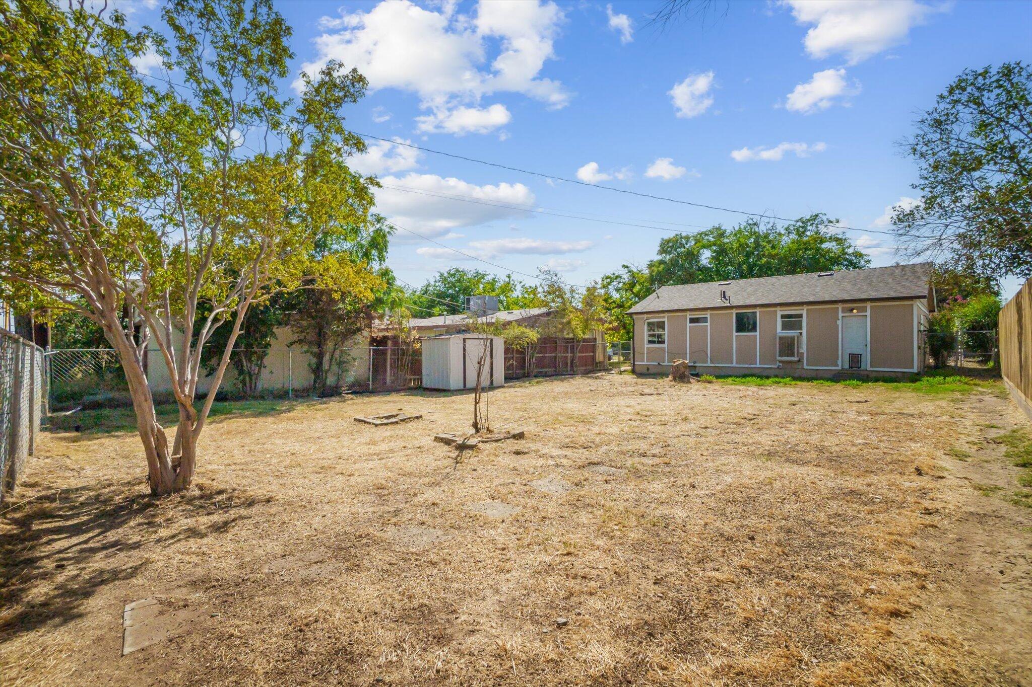 1450 Bulkeley Street Red Bluff, CA 96080 - Photo 17 of 21 19-BiggerFlow Real Estate Media-19