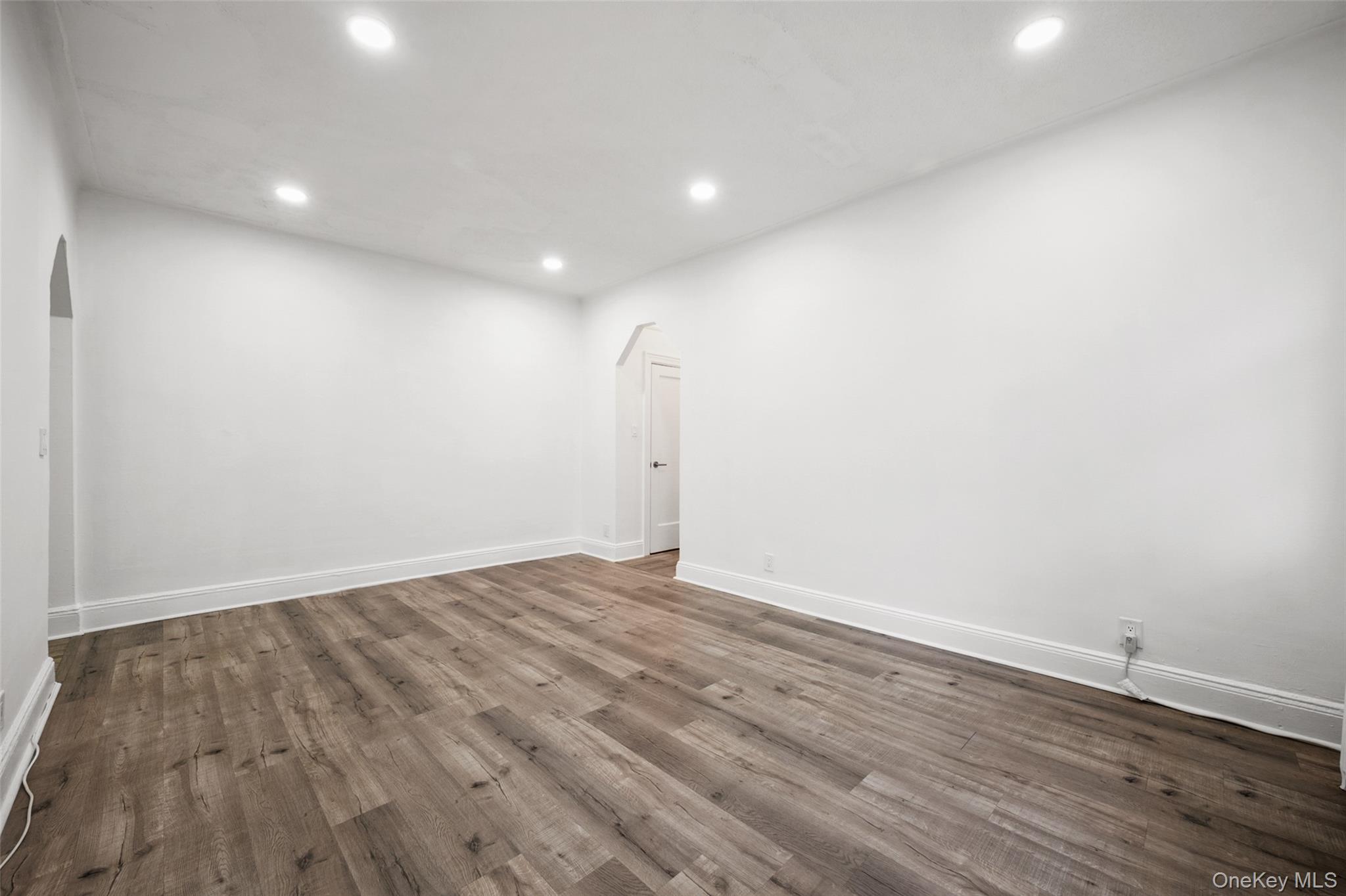 663 Locust Street, Unit 5D Mount Vernon, NY 10552 - Photo 14 of 21