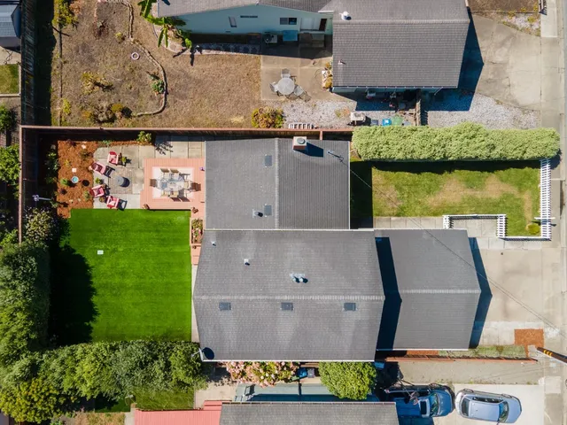 $1,424,000 | 544 Grove Street, Half Moon Bay, CA 94019