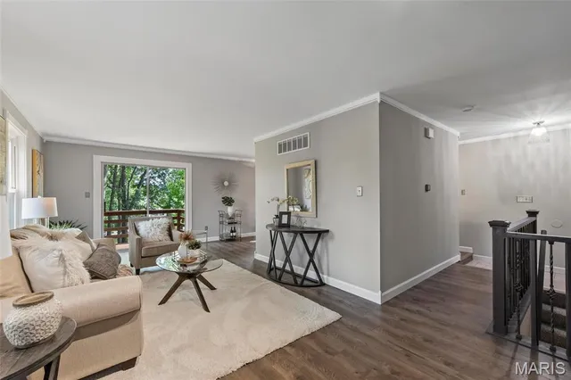 $2,200 | 322 Villa Drive, Lake St. Louis, MO 63367