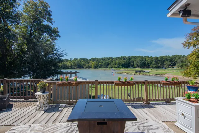 $2,750 | 150 Edgewater Way, Point Blank, TX 77364