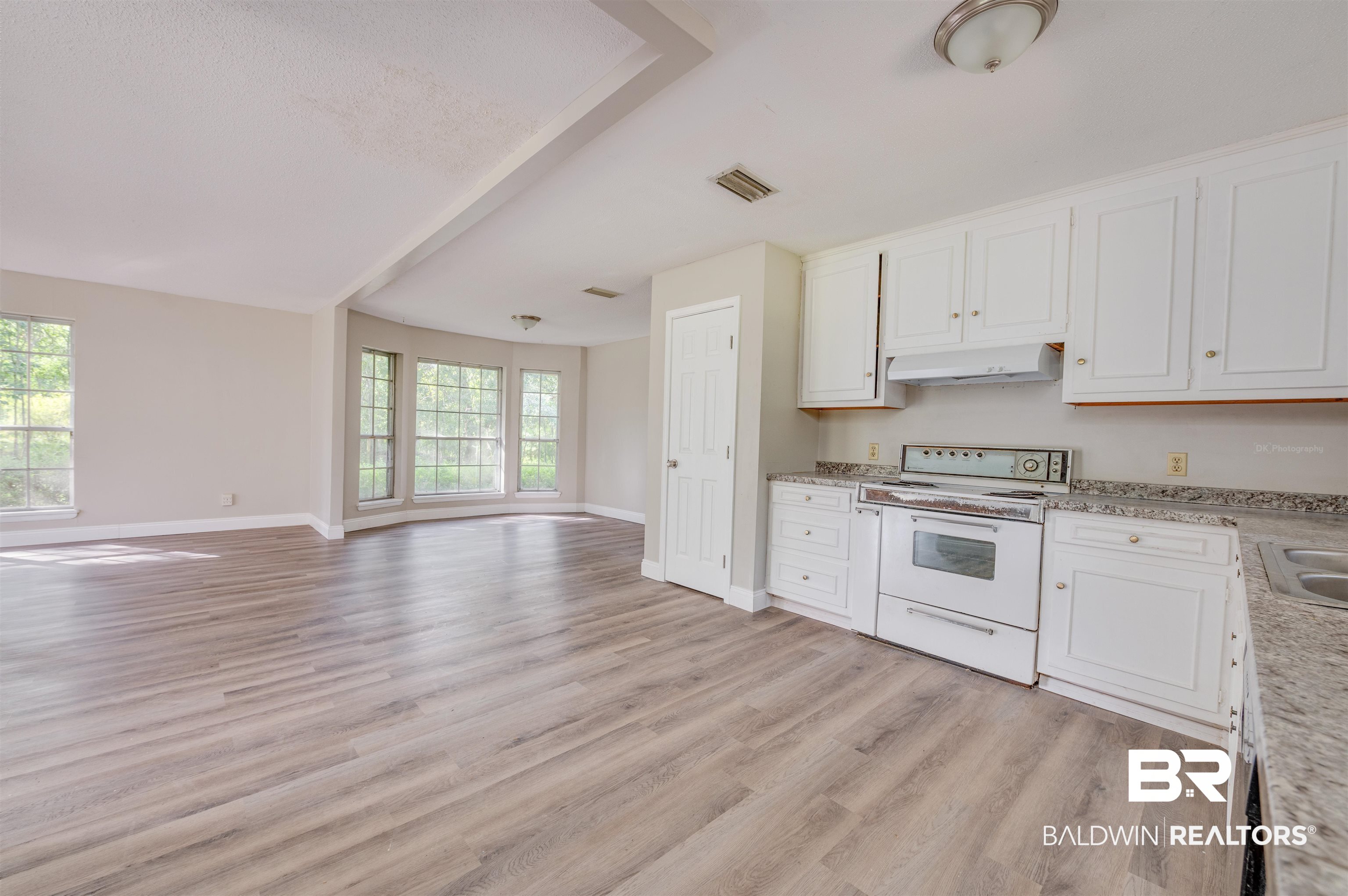24213 Waterworld Road Robertsdale, AL 36567 - Photo 8 of 26
