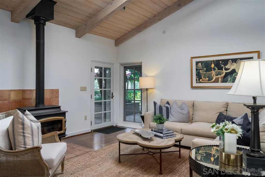5000 El Acebo Rancho Santa Fe, CA 92067 - Photo 8 of 25 Gallery Image 8