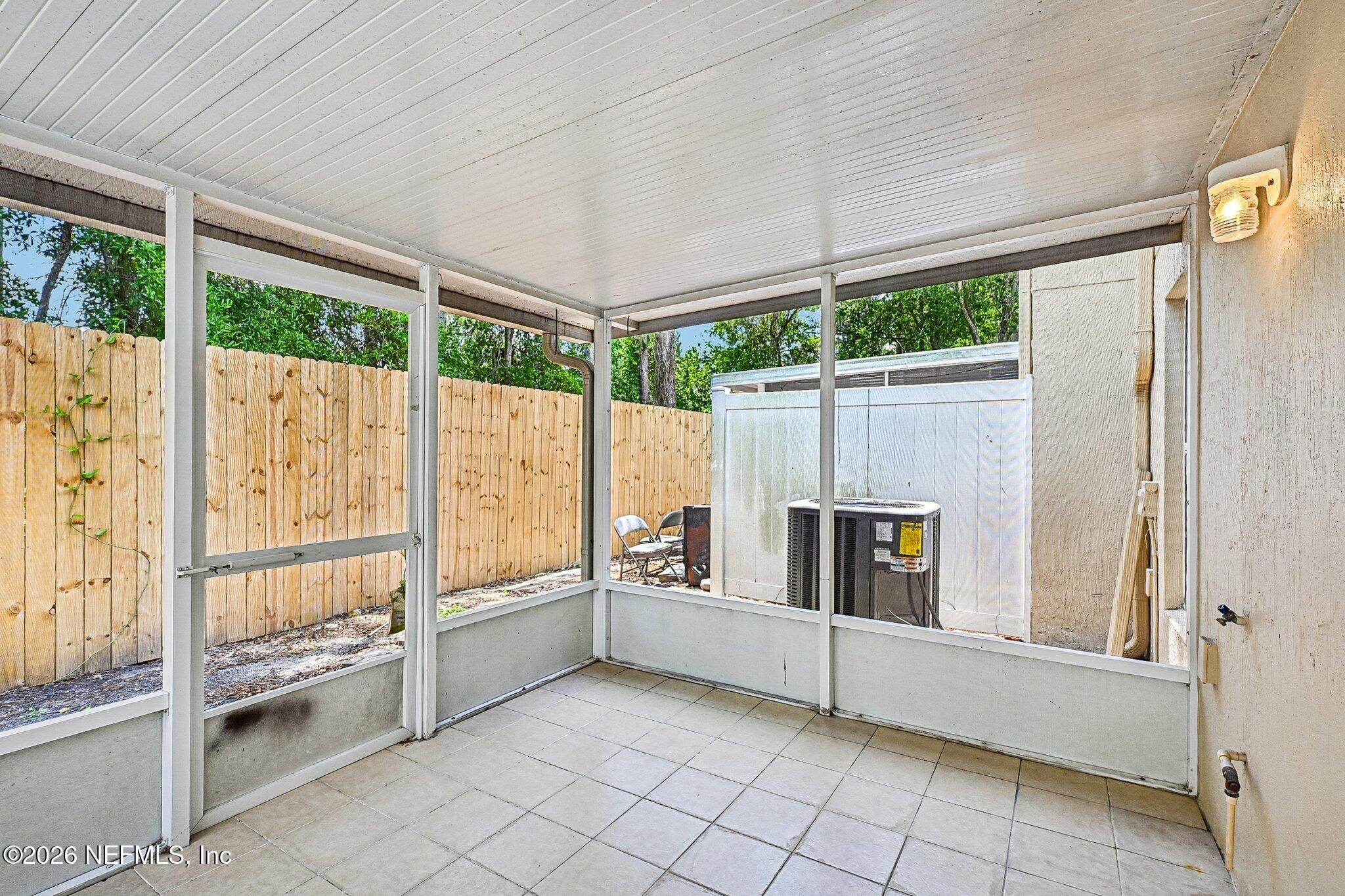 10543 Autumn Trace Road Jacksonville, FL 32257 - Photo 39 of 45 screened-in patio