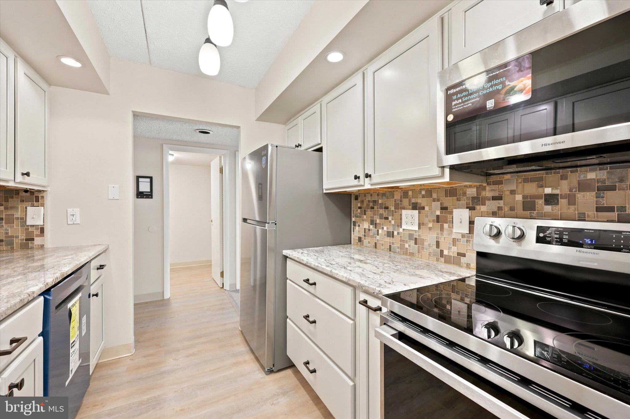 800 Avondale Road, Unit 2K Wallingford, PA 19086 - Photo 12 of 44 Modern kitchen with Brand New Appliances