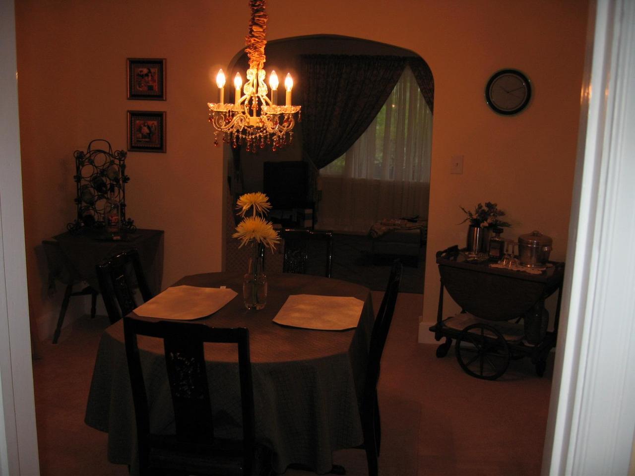 203 Knoll Road Roanoke, VA 24019 - Photo 6 of 11 a dining room with furniture and chandelier view