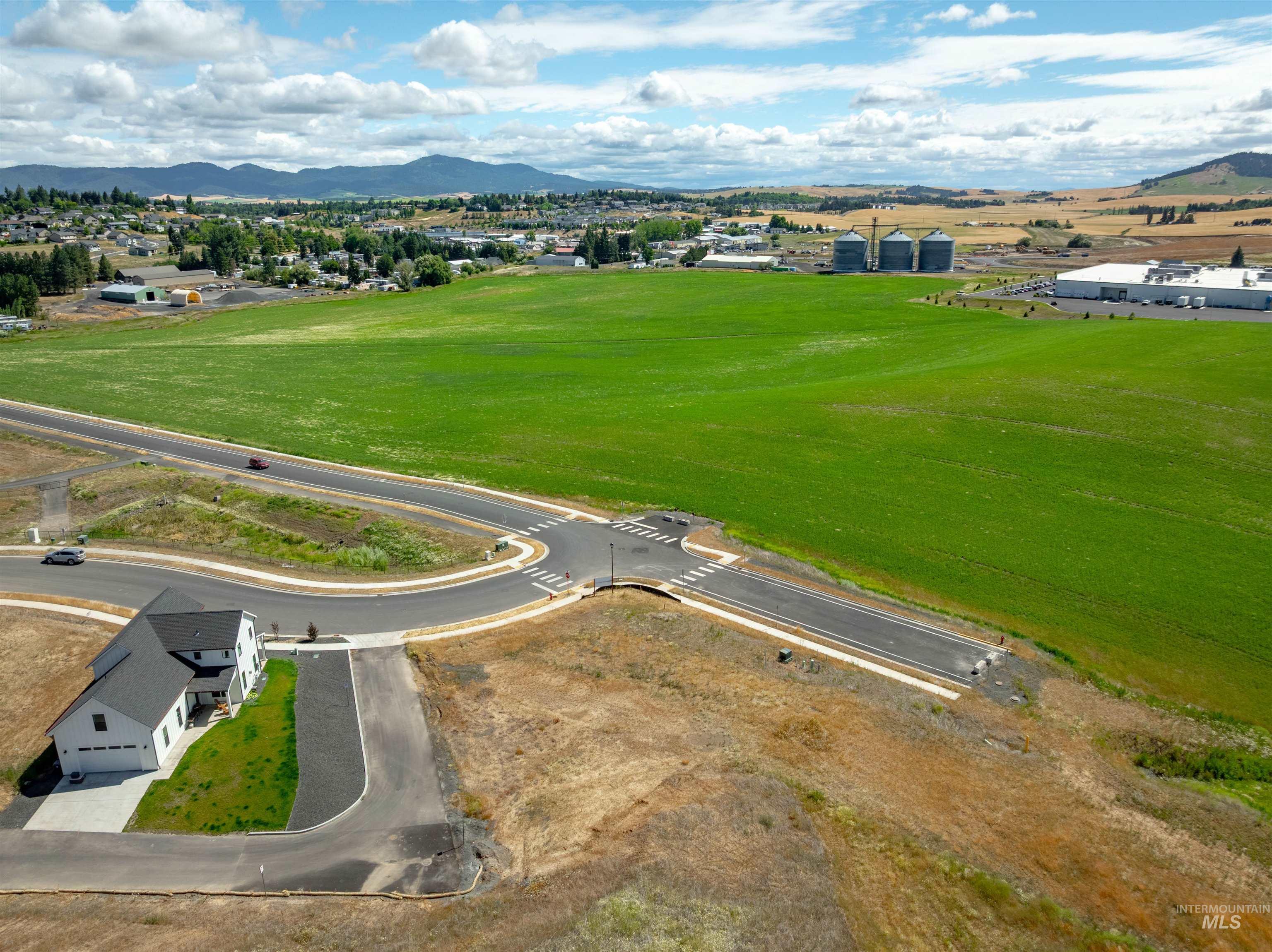 Bird's eye view of a mountainous background