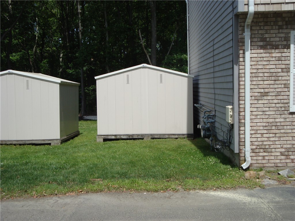 35 Reed Street, Unit 15 Warwick, RI 02886 - Photo 5 of 14 Gallery Image 5
