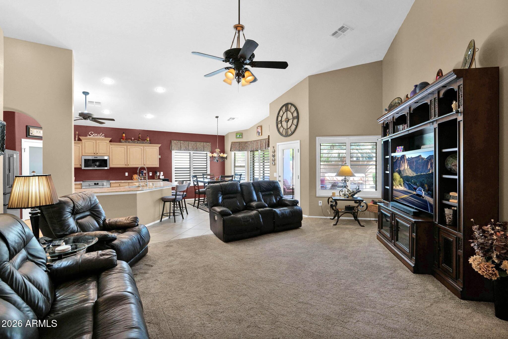 9850 Cotton Road Florence, AZ 85132 - Photo 20 of 47 9850 Cotton - 13Family Room