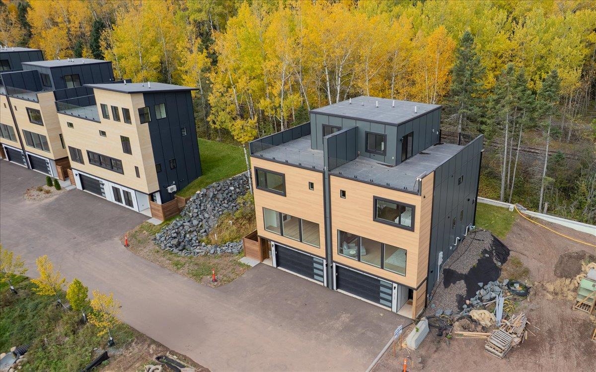 3735 London Road, Unit 16 Duluth, MN 55804 - Photo 2 of 34