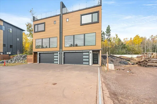 $625,000 | 3735 London Road, Unit 16, Duluth, MN 55804