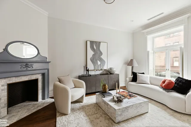 a view of a living room