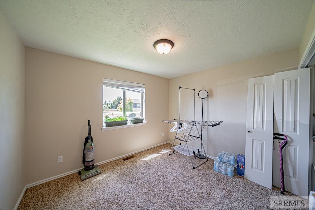 3729 East 10 North Rigby, ID 83442 - Photo 33 of 68