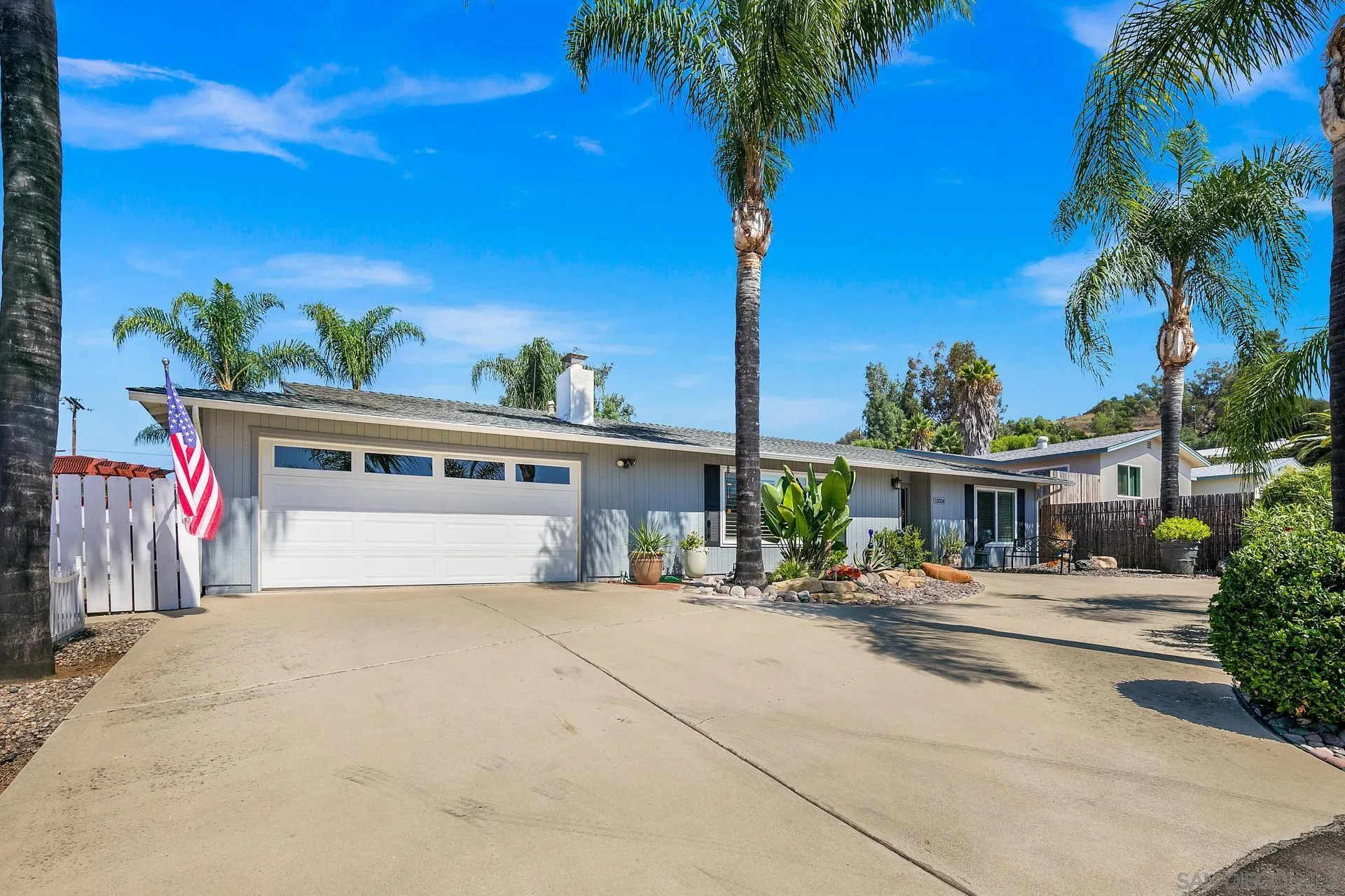 13326 Scotsman Road Lakeside, CA 92040 - Photo 2 of 31 Gallery Image 2