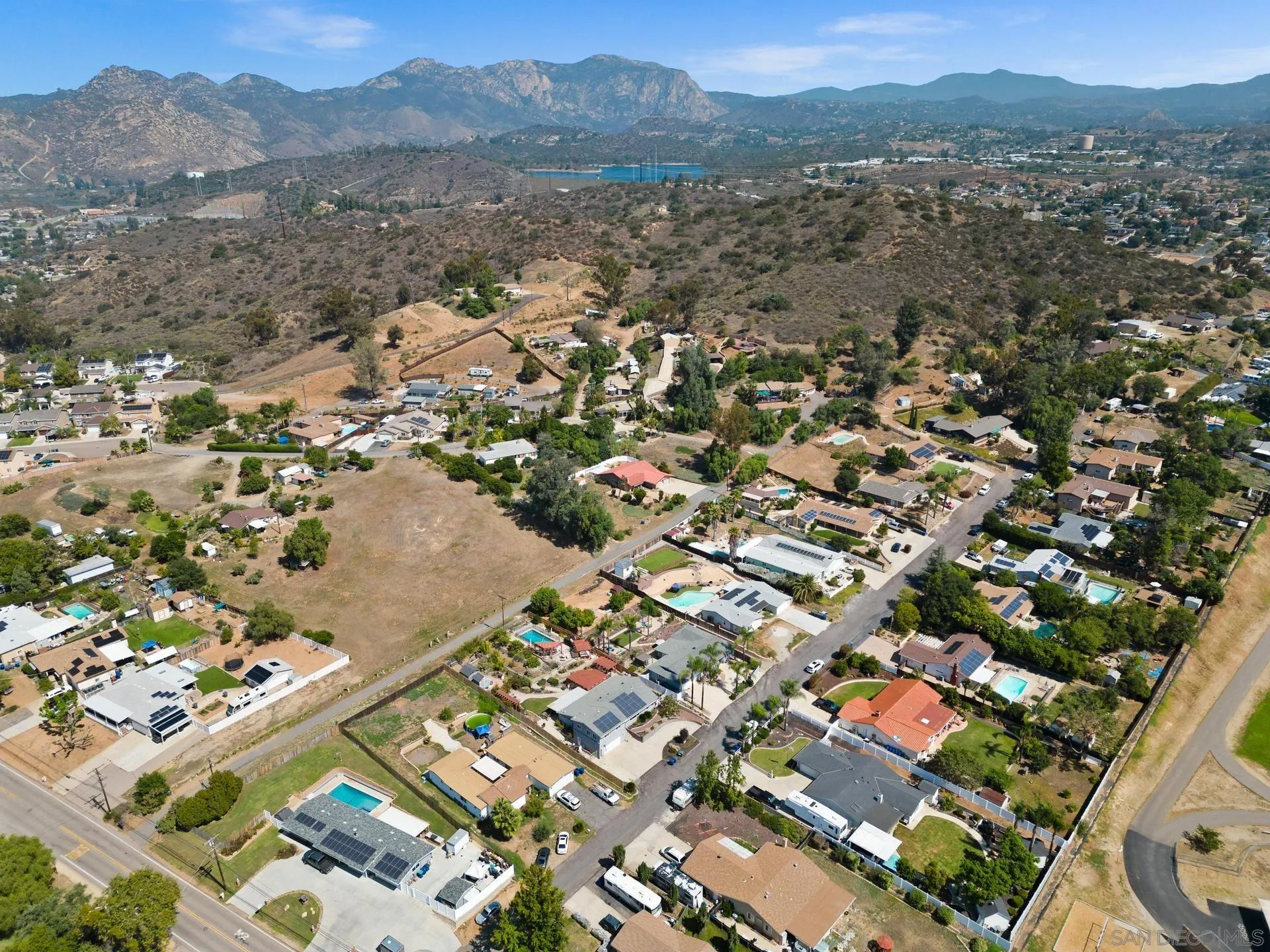 13326 Scotsman Road Lakeside, CA 92040 - Photo 27 of 31 Gallery Image 27
