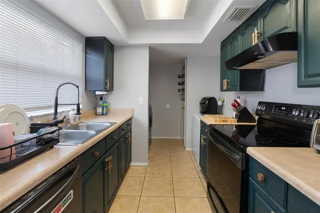 $334,990 | 519 West Daughtery Road, Lakeland, FL 33809