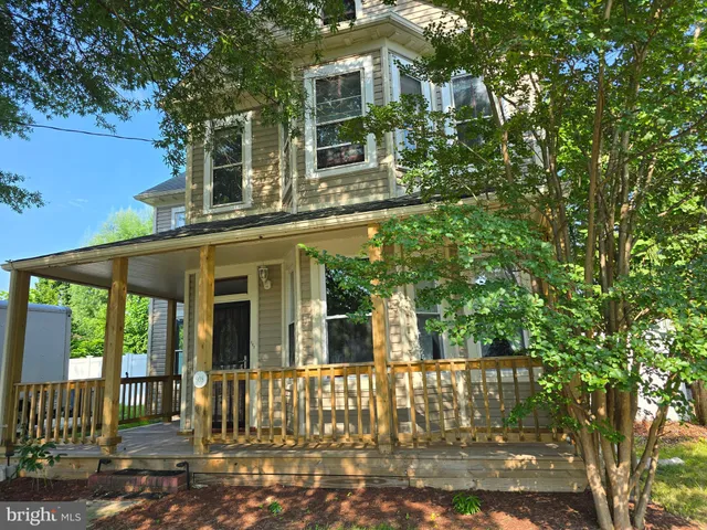 $375,000 | 908 59th Avenue, Fairmount Heights, MD 20743