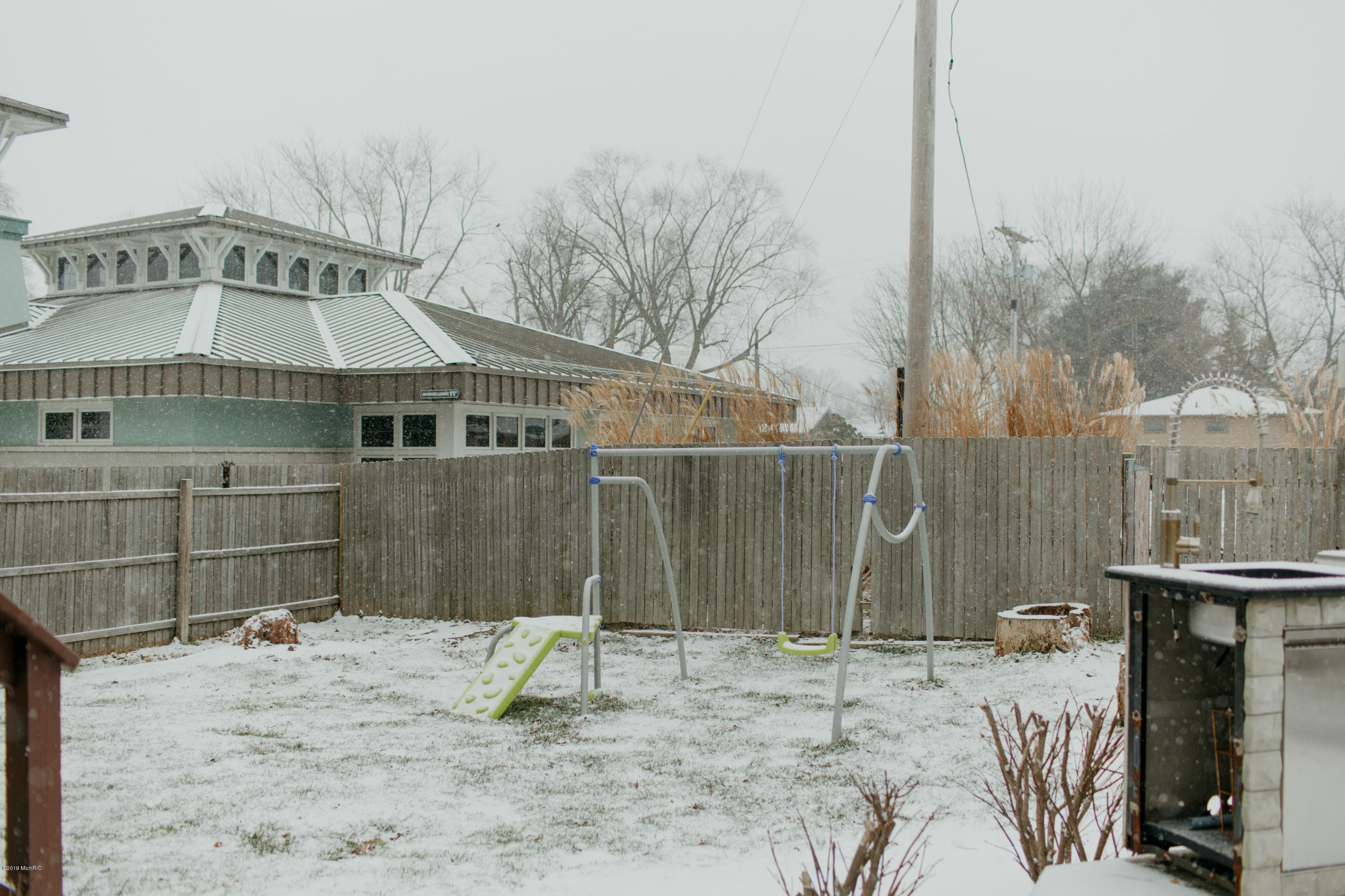 9743 Baldwin Road Bridgman, MI 49106 - Photo 33 of 34 stanage94