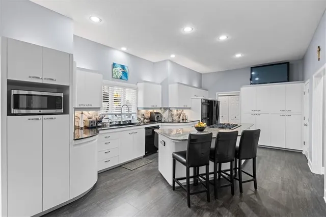 $535,000 | 1112 Northeast Long Ridge Road, Lee's Summit, MO 64064