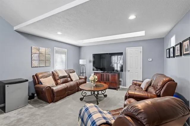 $535,000 | 1112 Northeast Long Ridge Road, Lee's Summit, MO 64064