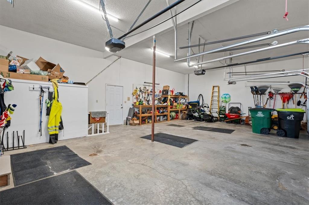 1112 Northeast Long Ridge Road Lee's Summit, MO 64064 - Photo 30 of 50