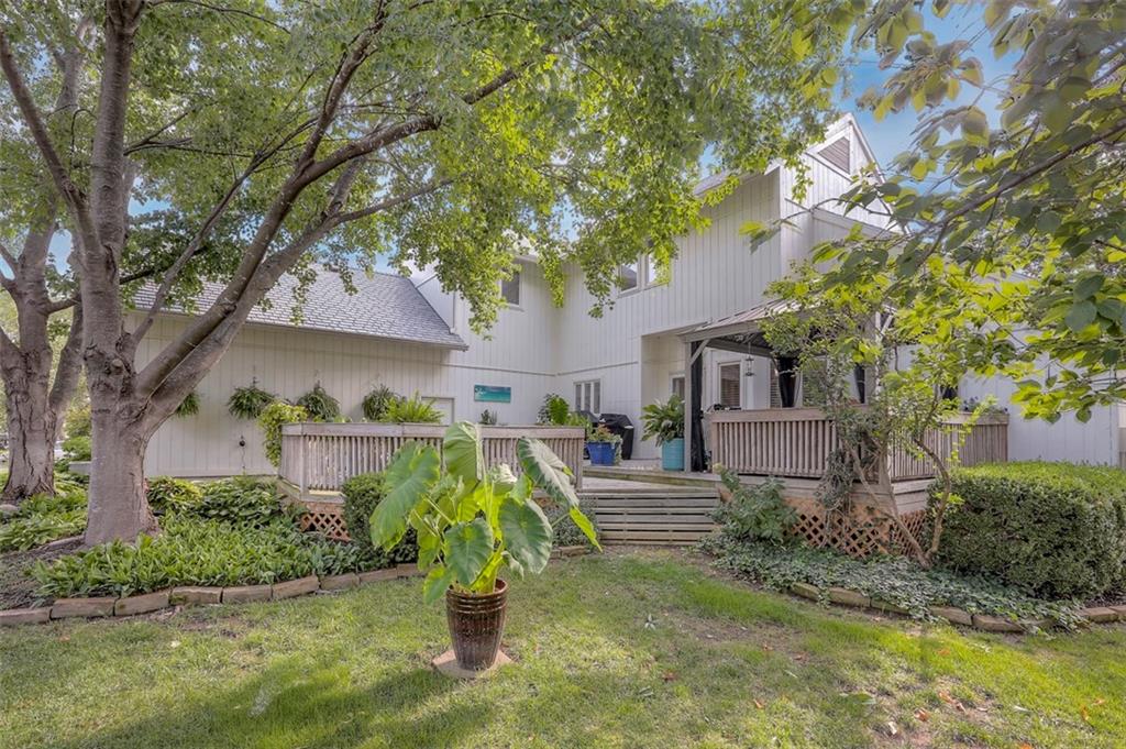 1112 Northeast Long Ridge Road Lee's Summit, MO 64064 - Photo 36 of 44