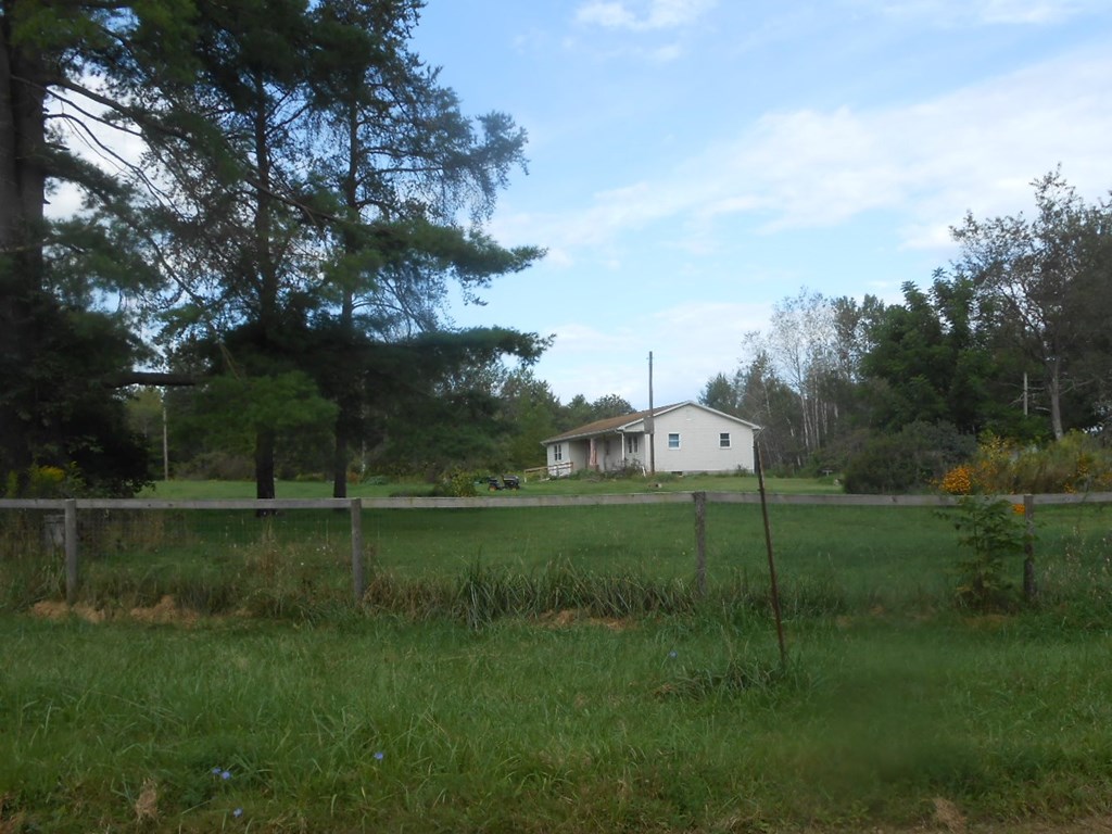 31900 Stanford Road Cambridge Springs, PA 16403 - Photo 2 of 2