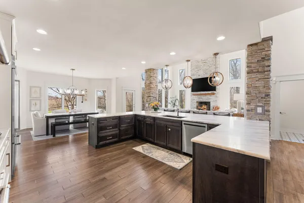 $1,174,907 | 359 Sandhurst Drive, Valparaiso, IN 46385