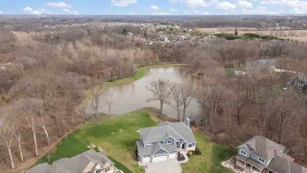 $1,174,907 | 359 Sandhurst Drive, Valparaiso, IN 46385