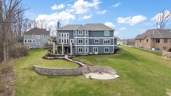 $1,174,907 | 359 Sandhurst Drive, Valparaiso, IN 46385