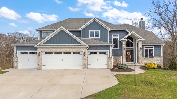 $1,174,907 | 359 Sandhurst Drive, Valparaiso, IN 46385