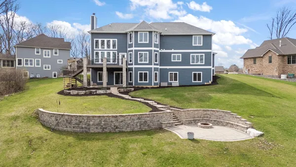 $1,174,907 | 359 Sandhurst Drive, Valparaiso, IN 46385