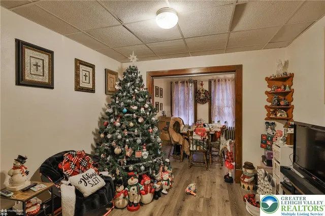 $375,000 | 301 East Bertsch Street, Lansford, PA 18232