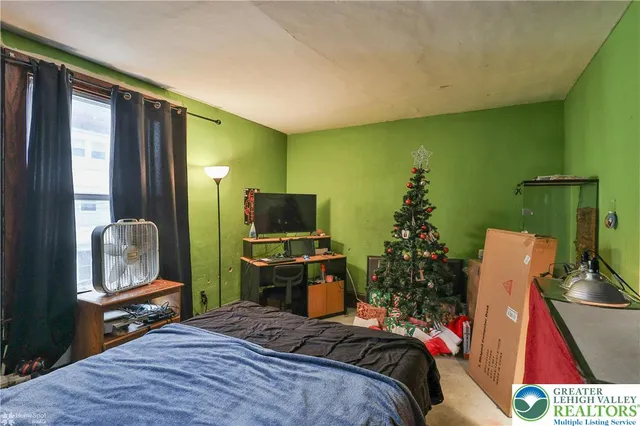 $375,000 | 301 East Bertsch Street, Lansford, PA 18232